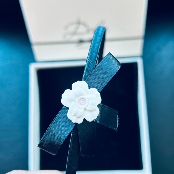 Dolce & Gabbana hand band